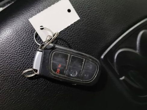 Used 2016 RAM 1500 Sport image 10