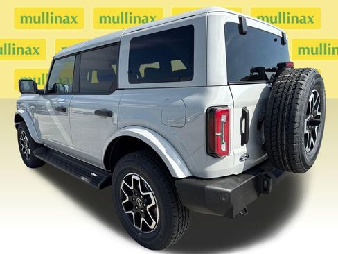 New 2026 Ford Bronco Outer Banks image 4