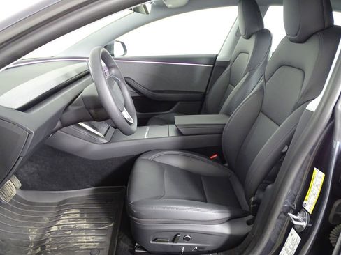 Used 2025 Tesla Model 3 Long Range image 11