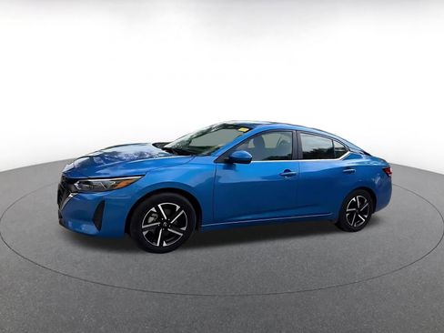 Used 2025 Nissan Sentra SV FWD image 7