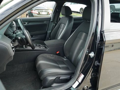 Used 2025 Honda Civic Sport image 7