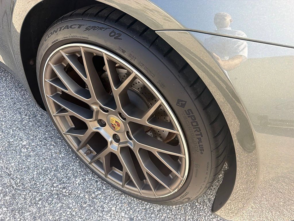 Used 2020 Porsche 911 Carrera RWD image 7