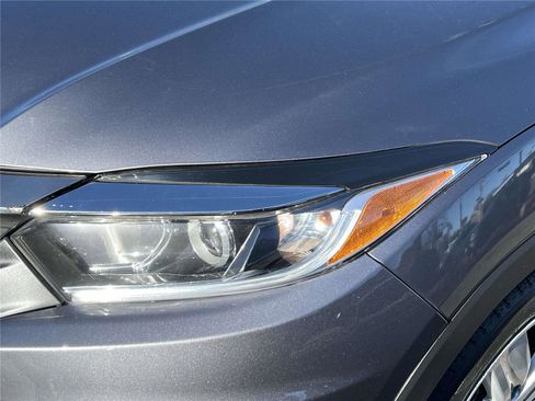 Used 2019 Honda HR-V EX image 12