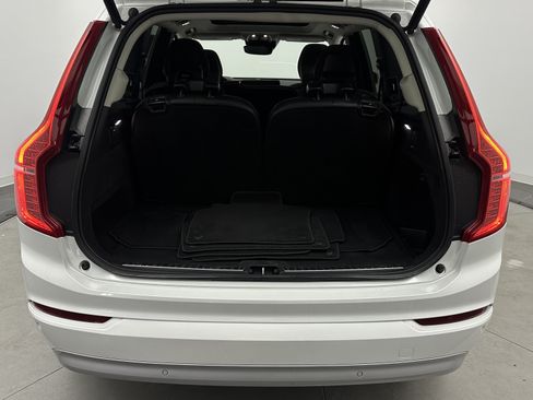 Used 2022 Volvo XC90 T5 Momentum AWD/4WD image 34
