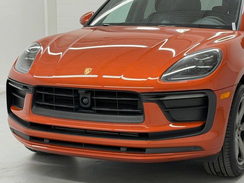 Used 2025 Porsche Macan AWD/4WD image 44
