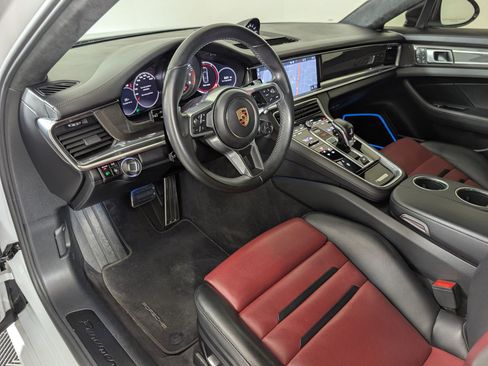 Used 2020 Porsche Panamera GTS AWD/4WD image 4
