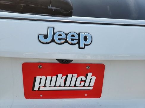 Used 2024 Jeep Compass Latitude AWD/4WD image 38
