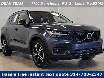 Used 2022 Volvo XC40 T5 R-Design w/ Advanced Package