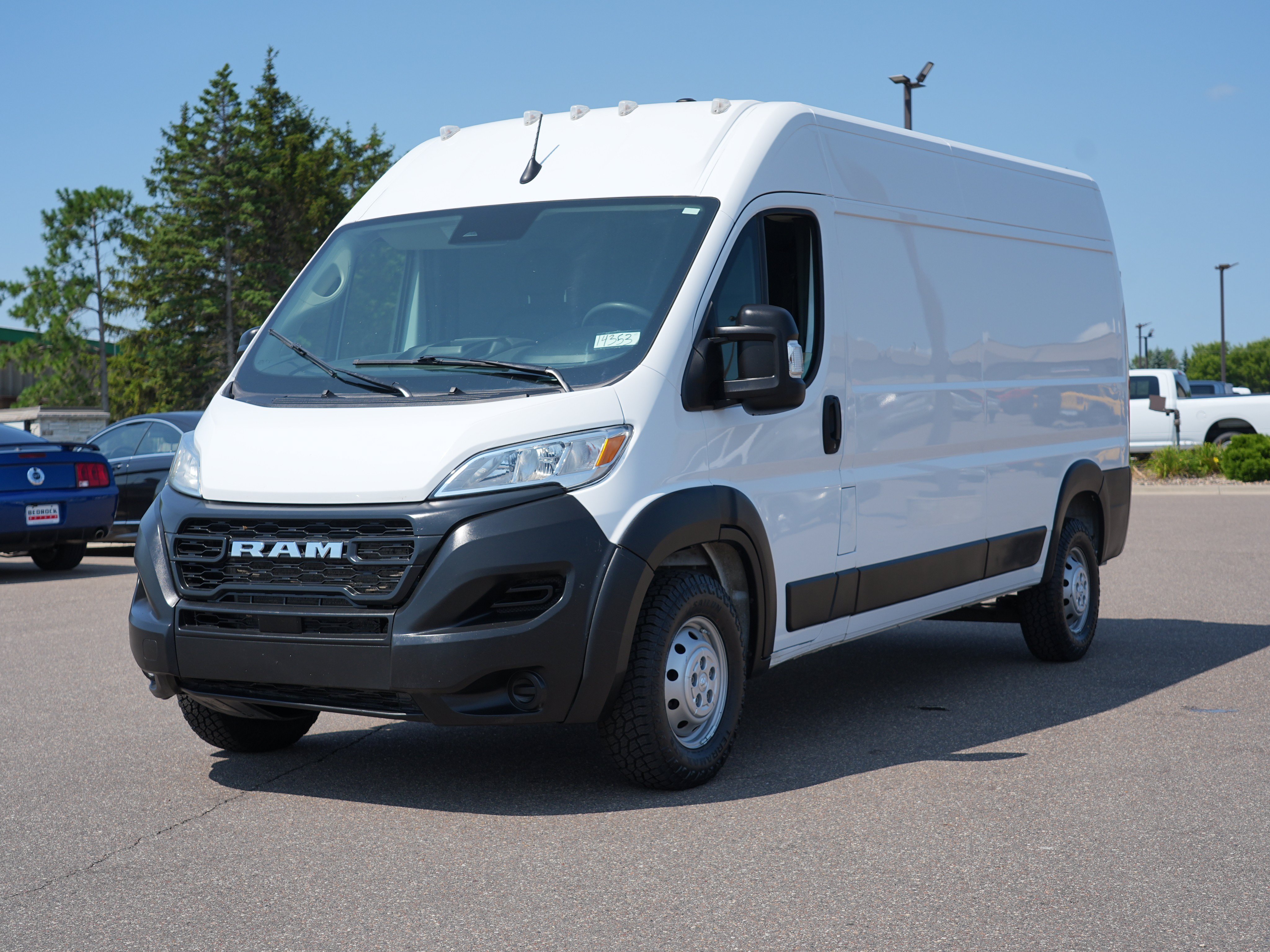 Used 2023 RAM ProMaster 2500 FWD image 7