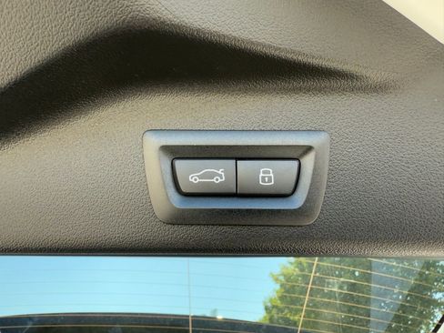 New 2026 BMW X5 sDrive40i image 16