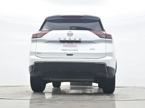 Used 2026 Nissan Rogue SV image 30