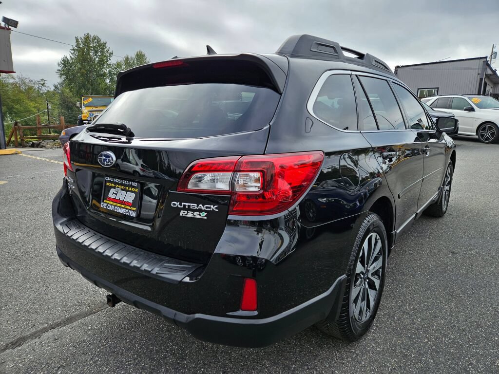 Used 2015 Subaru Outback 2.5i Limited AWD/4WD image 4
