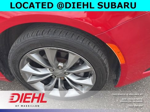 Used 2016 Chrysler 200 S w/ Comfort Group image 7