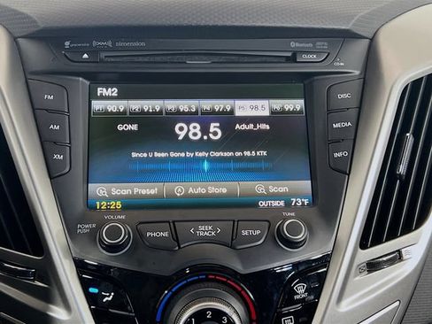 Used 2016 Hyundai Veloster w/ Option Group 02 FWD image 15