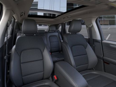 New 2026 Ford Escape SE FWD image 10