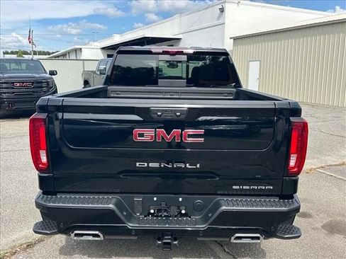 New 2026 GMC Sierra 1500 Denali AWD/4WD image 10