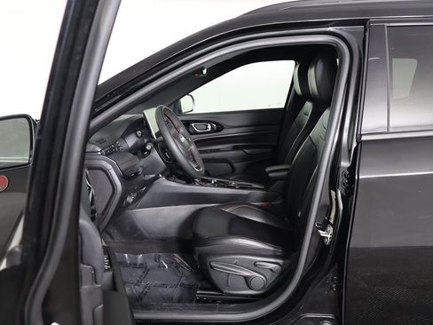 Used 2024 Jeep Compass Trailhawk image 26