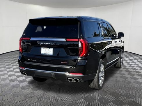 Used 2025 GMC Yukon XL Denali image 6