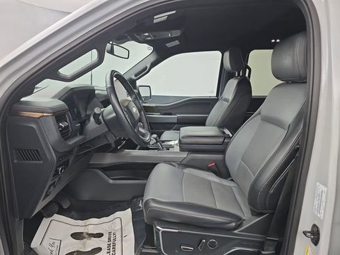 Used 2023 Ford F150 Lightning Lariat image 22