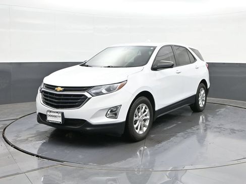 Used 2021 Chevrolet Equinox LS w/ LS Convenience Package FWD image 30