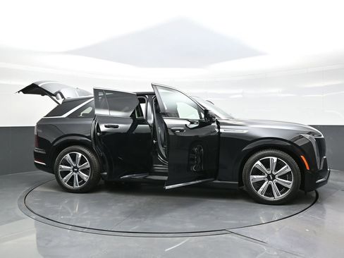 New 2025 Cadillac Escalade IQ Luxury 1 image 31