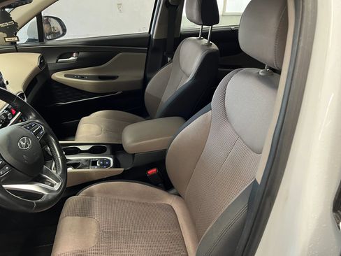 Used 2019 Hyundai Santa Fe SEL AWD/4WD image 10