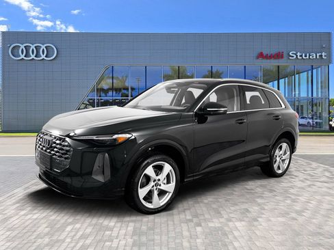 New 2025 Audi Q5 Premium w/ Convenience Package image 3