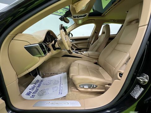 Used 2011 Porsche Panamera S RWD image 16