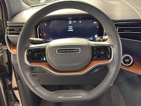 Used 2022 Jeep Grand Wagoneer Series II image 21