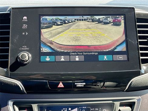 Certified 2024 Honda Passport EX-L image 15