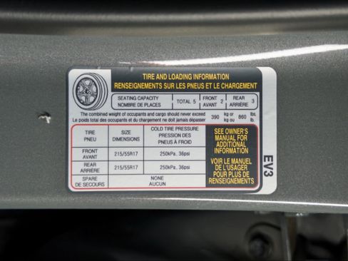 Used 2023 Hyundai Kona Limited w/ Cargo Package FWD image 28