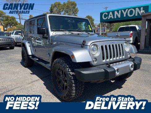 Used 2018 Jeep Wrangler Unlimited Sahara w/ Connectivity Group AWD/4WD image 1