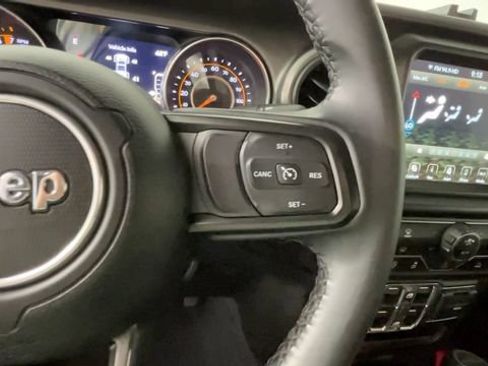 Used 2022 Jeep Gladiator Sport AWD/4WD image 23