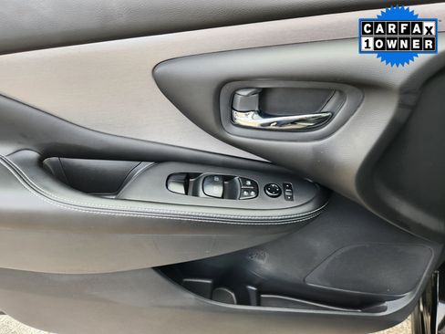 Certified 2024 Nissan Murano SV w/ SV Midnight Edition Package image 16