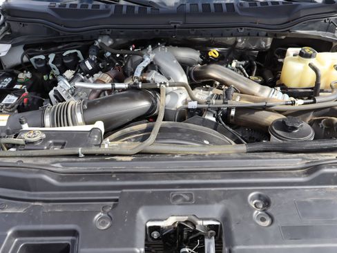 Used 2022 Ford F350 XLT image 41