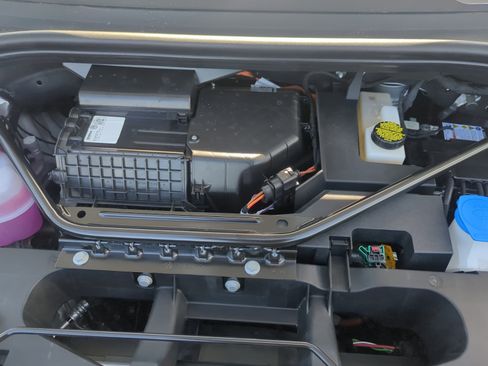 New 2025 Volkswagen ID.4 Pro S image 21