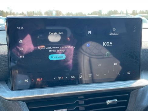 Used 2025 Ford Explorer ST-Line w/ ST-Line Street Pack image 16