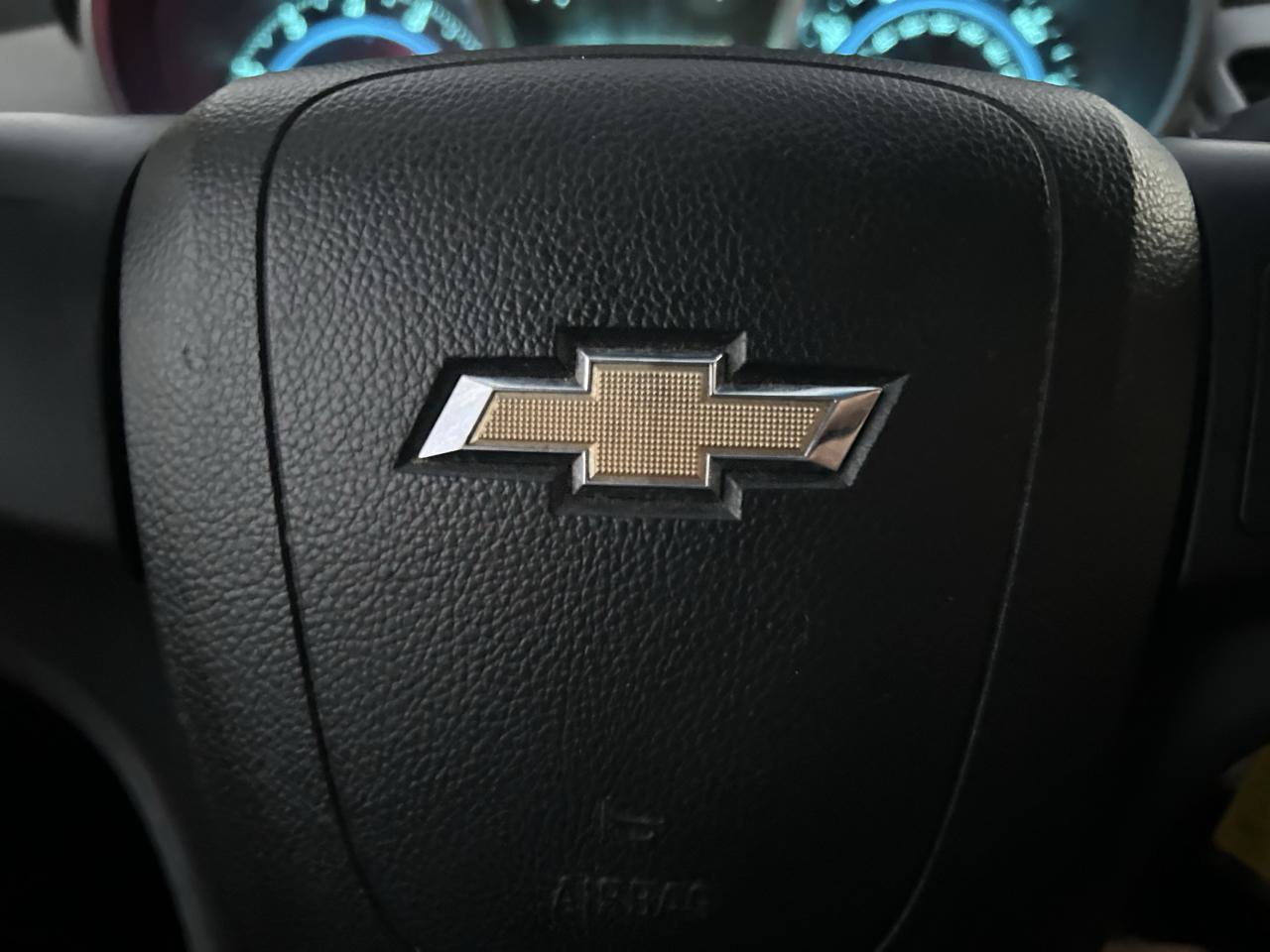 Used 2014 Chevrolet Cruze LS FWD image 19