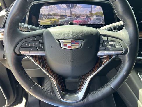 Certified 2023 Cadillac Escalade Premium Luxury image 28