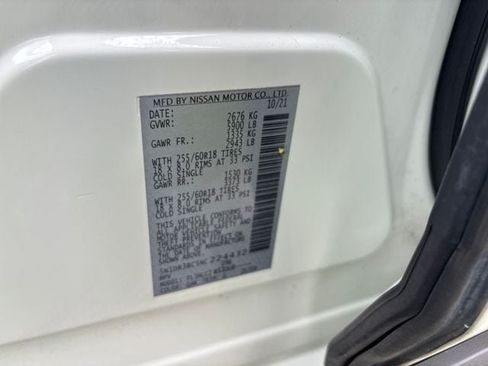 Used 2022 Nissan Pathfinder SV AWD/4WD image 31
