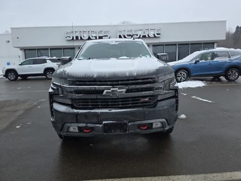 Used 2020 Chevrolet Silverado 1500 LT Trail Boss image 3