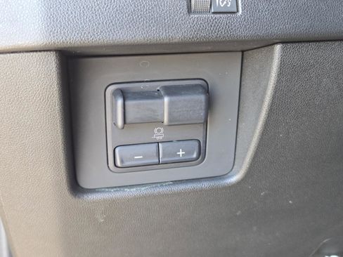 Used 2024 Chevrolet Colorado Trail Boss w/ Advanced Trailering Package image 18