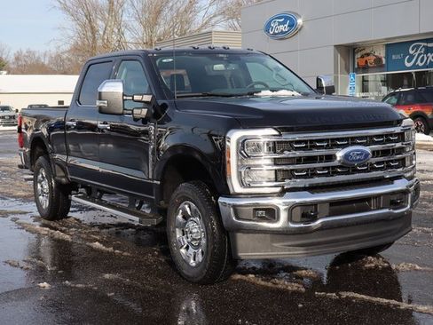 New 2026 Ford F250 Lariat w/ Chrome Package image 2