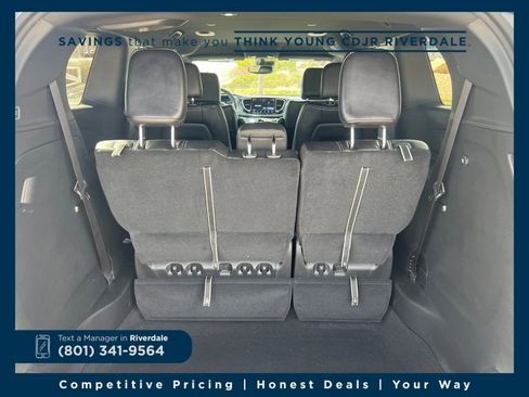 New 2026 Chrysler Pacifica Select image 22