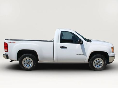 Used 2013 GMC Sierra 1500 W/T w/ Work Truck Preferred Package AWD/4WD image 12