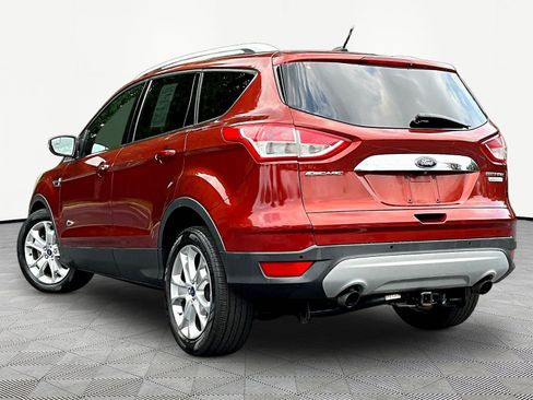 Used 2015 Ford Escape Titanium FWD image 4
