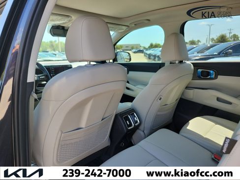 New 2026 Kia Sorento S w/ S Panoramic Sunroof Package FWD image 12