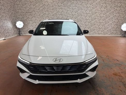 New 2026 Hyundai Elantra SEL Sport Premium FWD image 4