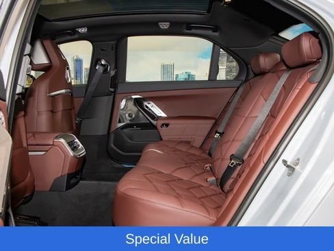 Used 2025 BMW 760i xDrive AWD/4WD image 13