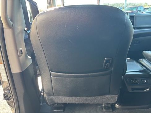 Used 2020 Toyota Sienna SE w/ Protection Package image 37